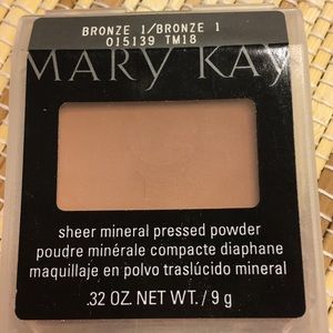 Mary Kay Bronze 1 Mineral Pressed Powder